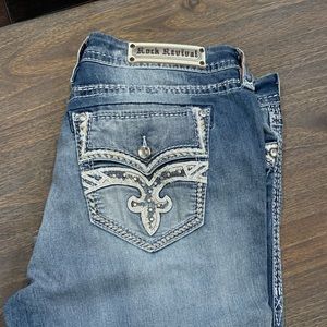 Women’s rock revival jean never worn